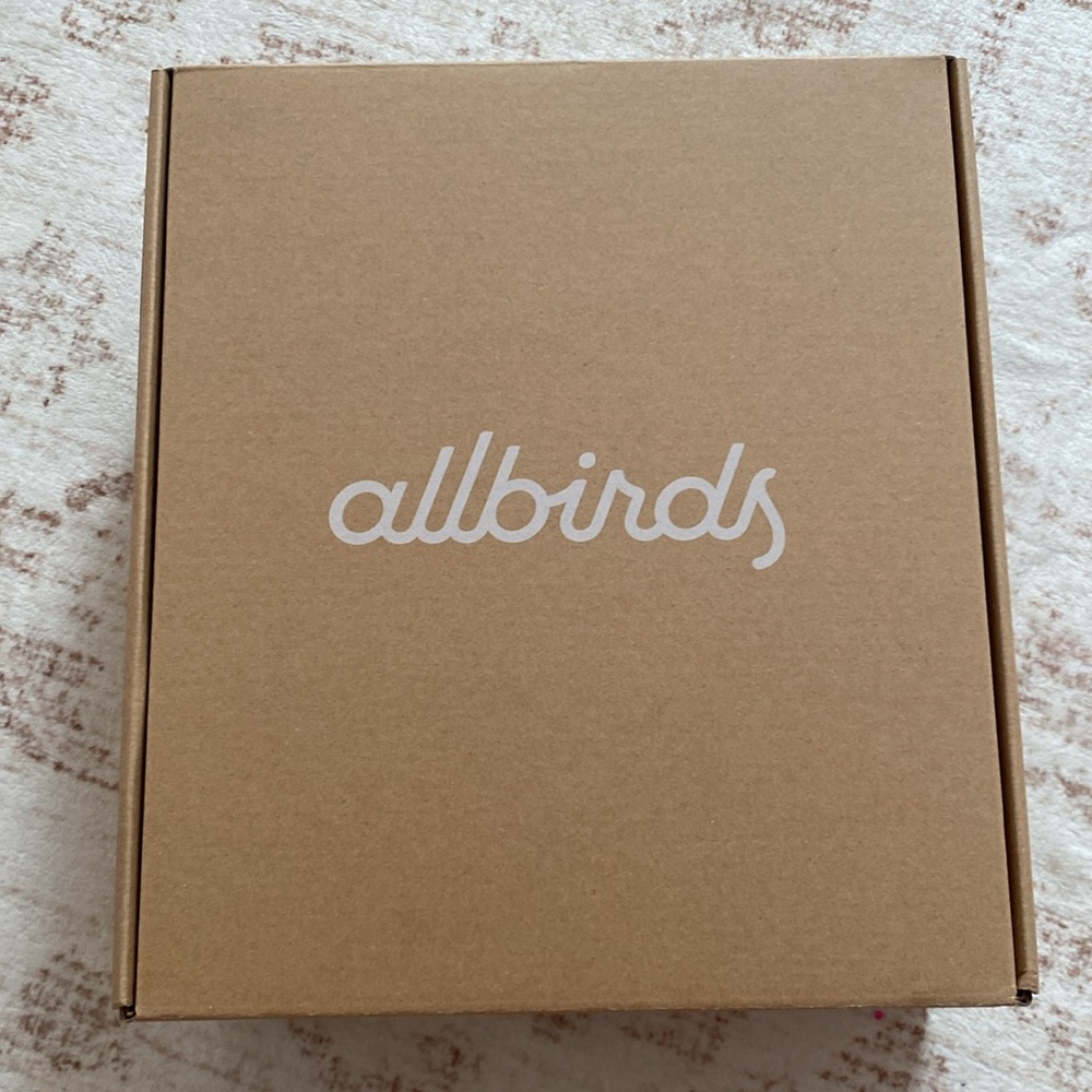 Allbirds Women’s Wool Runner Fluff Sz. 8 White - Picture 8 of 8